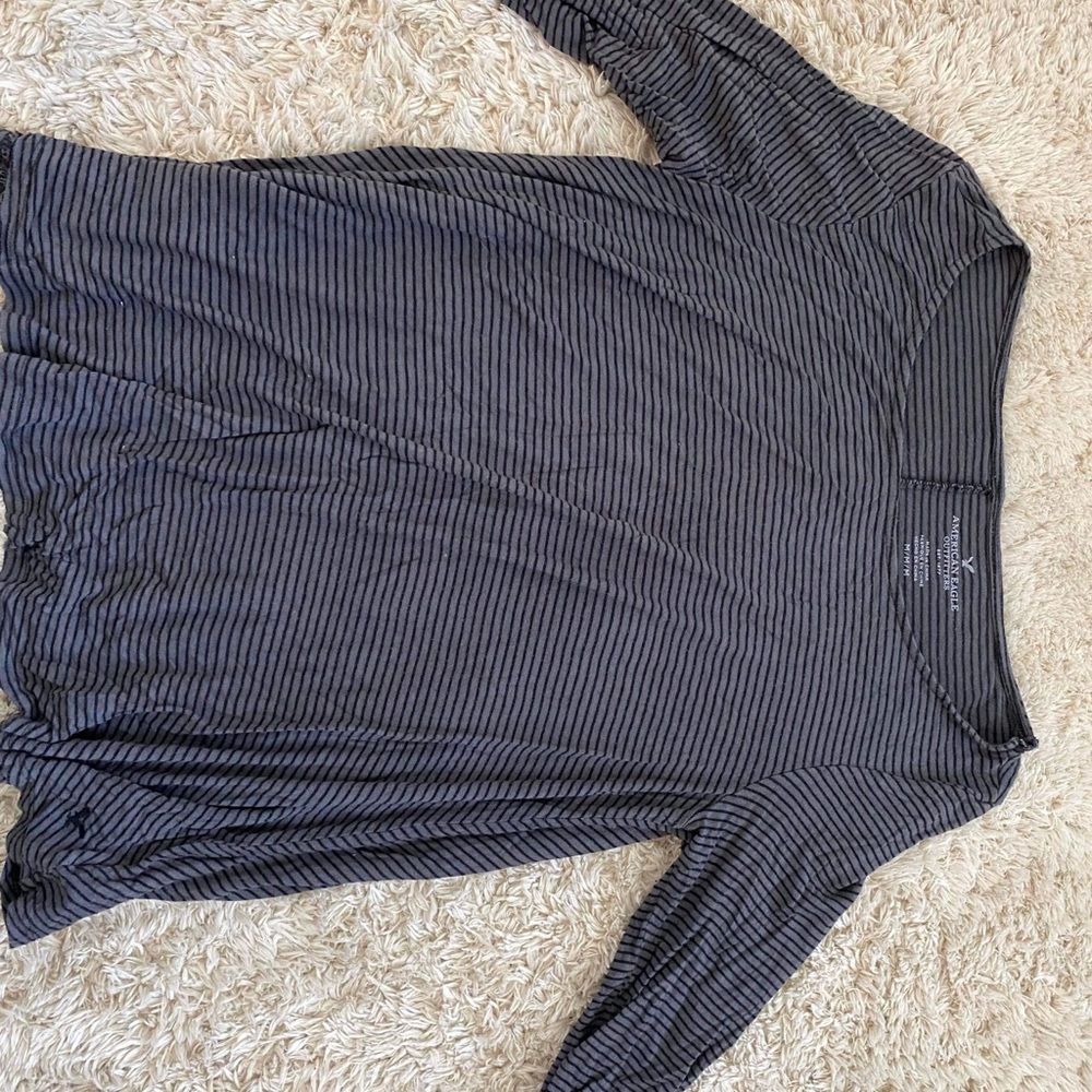 American Eagle long sleeve